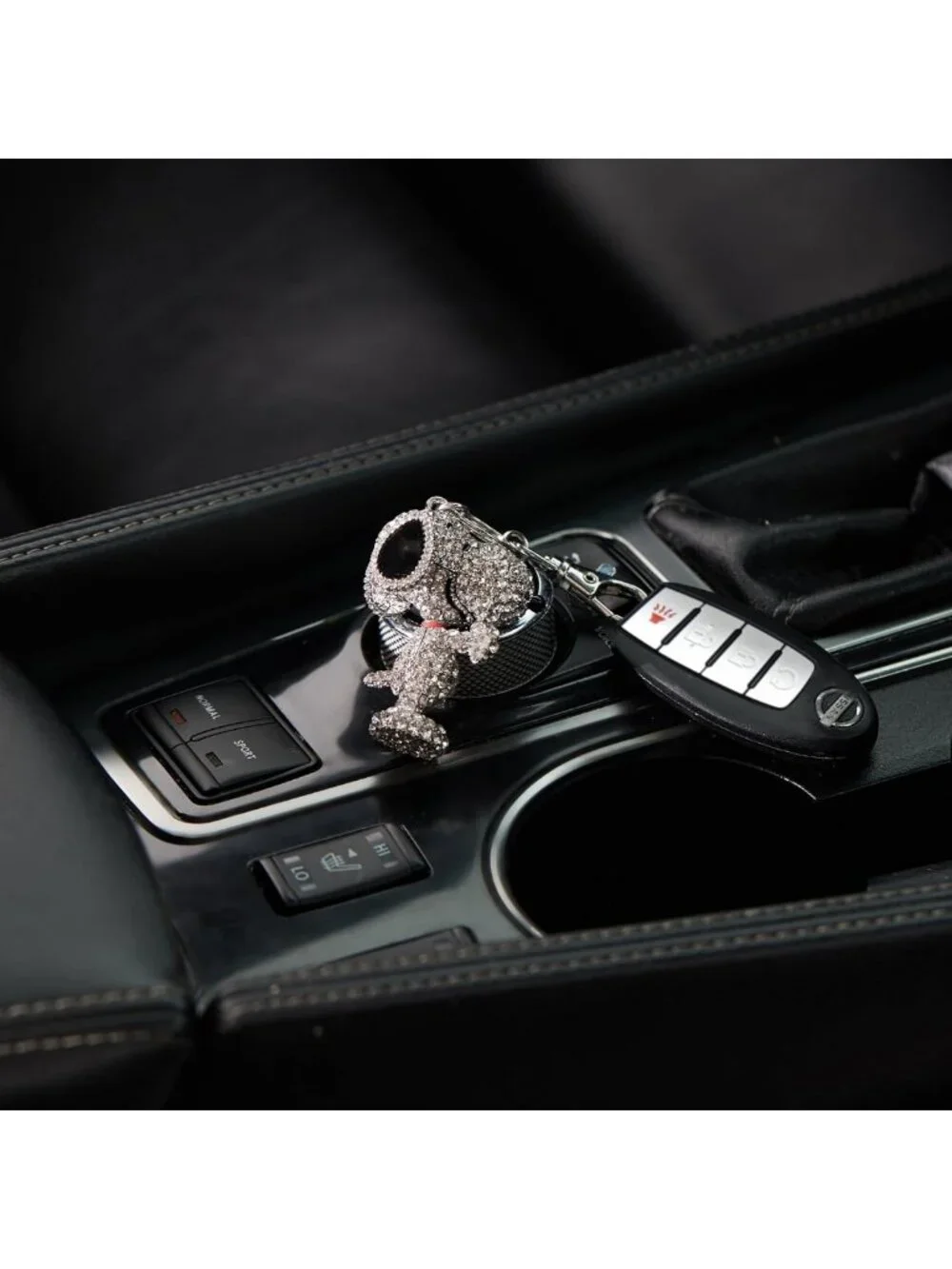 Snoopy Keychain Bag Charm with Pave Crystal | Cute Cartoon Accessory for Bags